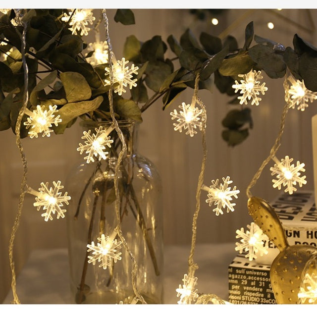 Frozen Snowflakes LED Lights - ESSENTIALS365